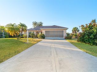 101 Byron Ct, Rotonda West, FL 33947