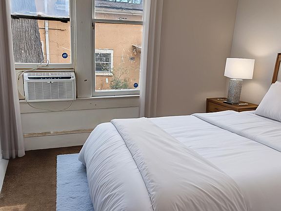 2nd image of 619 Cates St #619