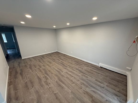 4th image of 120 Oliver Ct #D