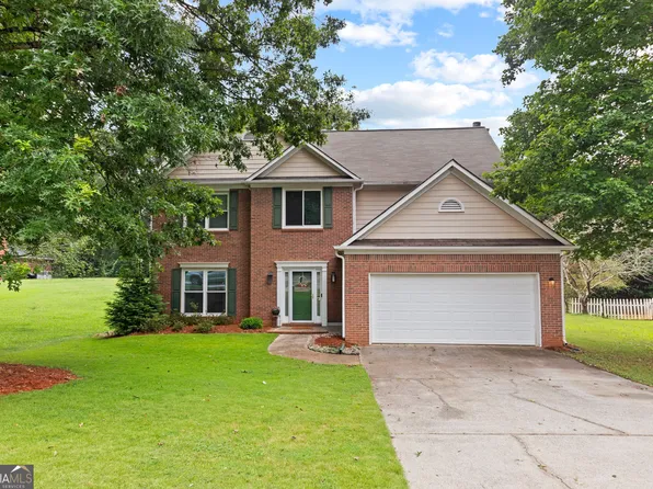3605 Highland Bluff Dr, Suwanee, GA 30024