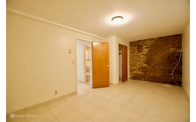 Rented by Douglas Elliman | media 27