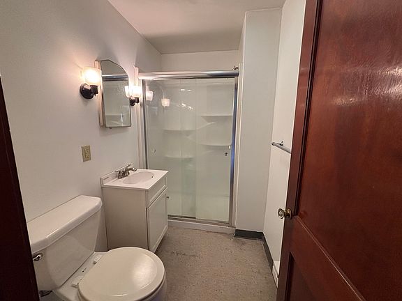 3rd image of 106 Ridge Rd #108