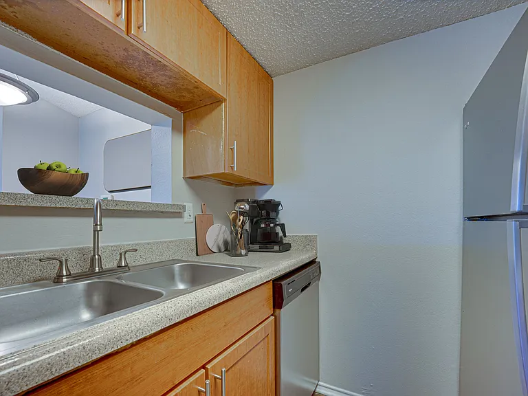 Timberglen Apartments — Photo 26