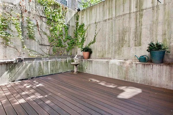 Sold by Corcoran | media 24