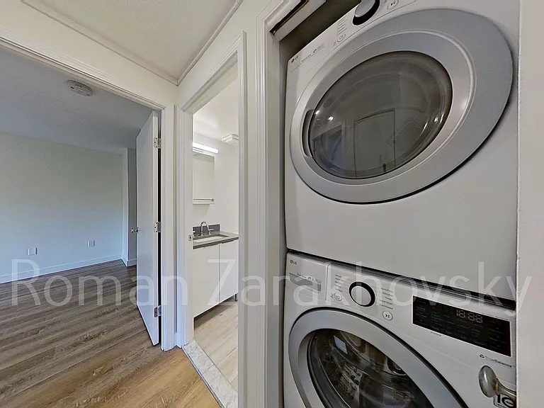 16 Webster Ave #1 — Photo 13