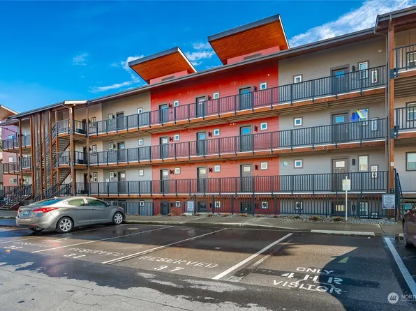 1882 Front St. #105, Lynden, WA 98264