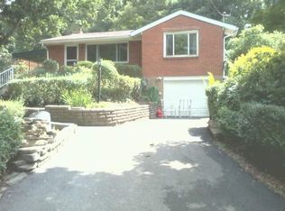 115 Rosewood Dr, Pittsburgh, PA 15235