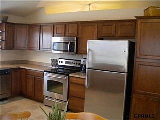 5th image of 6014 S 186th Ave
