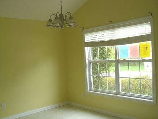 4th image of 218 Indian Springs Dr