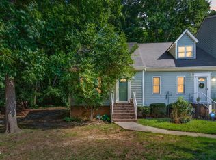 442 Oak Run Dr, Raleigh, NC 27606