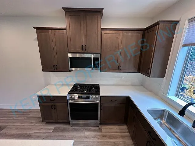 39775 Pleasant St — Photo 6