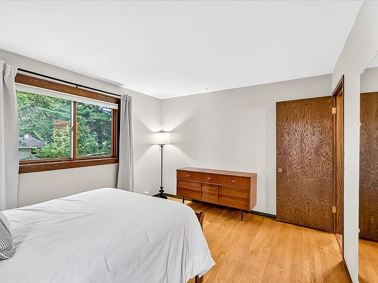 18 Cathy Ct — Photo 22