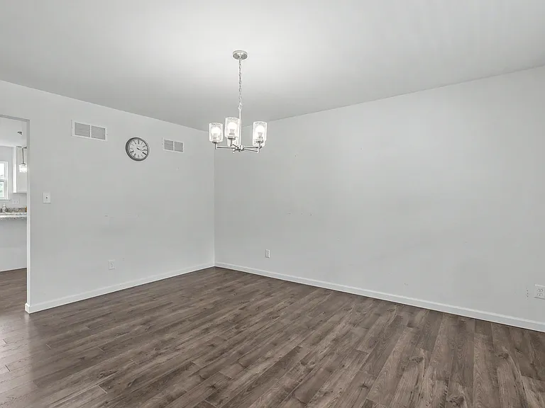 351 Timber Valley Trl — Photo 9
