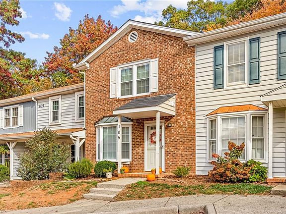 2nd image of 809 Ashebrook Dr APT 105