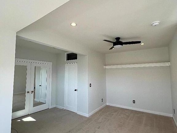 5th image of 952 Rhode Island St #952