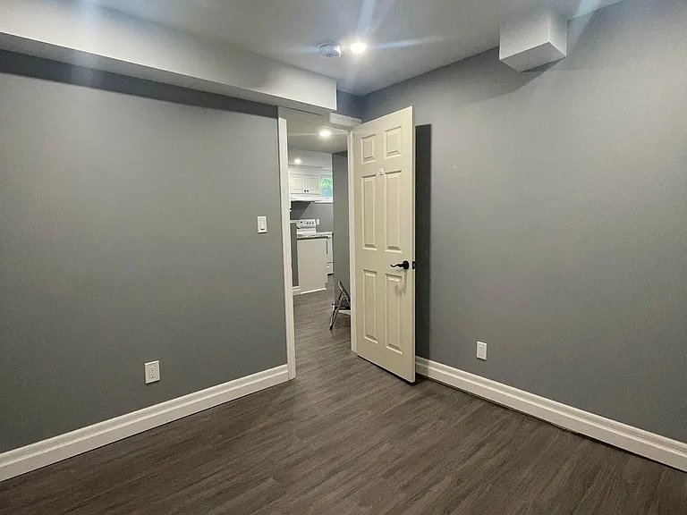 1 Joyce Pl #BASEMENT — Photo 12