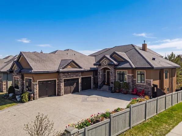 3048 Watson Lndg SW, Edmonton, AB T6W 2G4