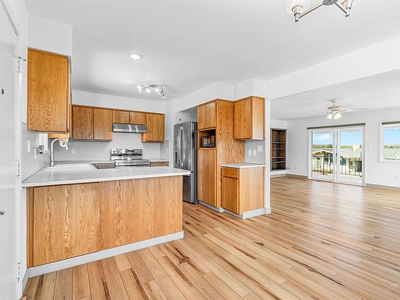 5th image of 1540 Lydon Ct