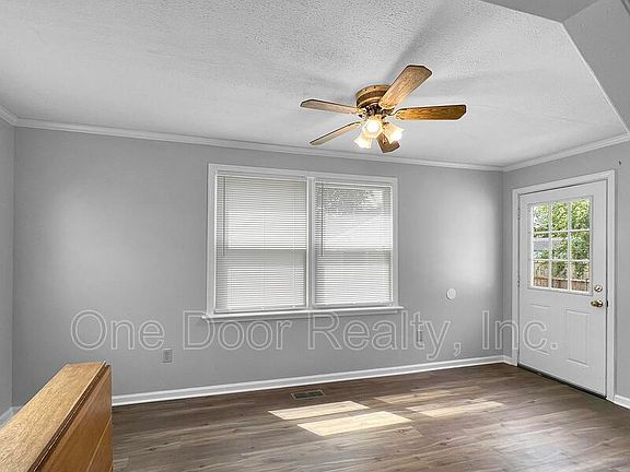 5th image of 130 Nelson Dr