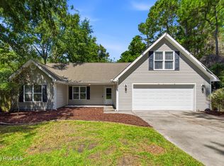 122 Pond View Circle, Hampstead, NC 28443