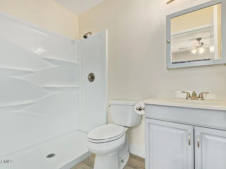 1037 N 84th Pl — Photo 7