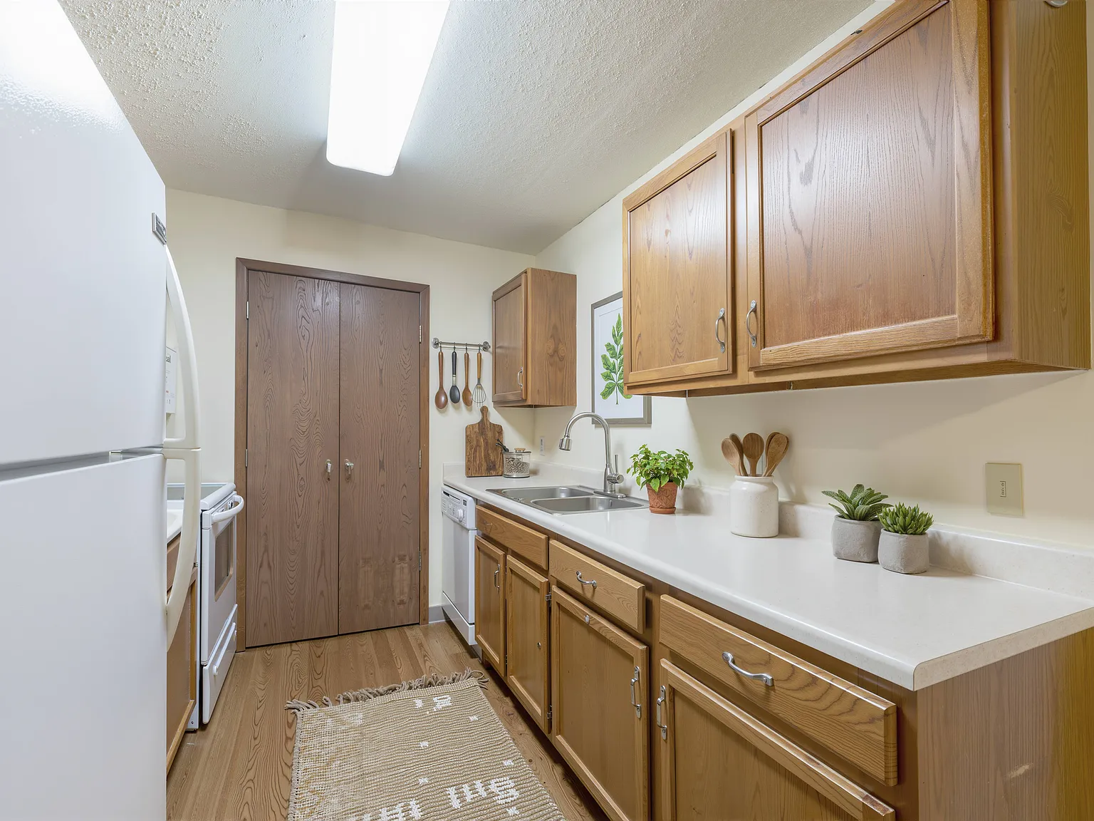 Spruce Pointe — Photo 2