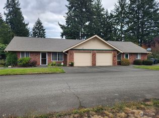 8405-8407 191st St E, Puyallup, WA