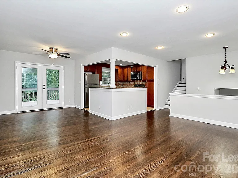 6133 Colchester Pl — Photo 18