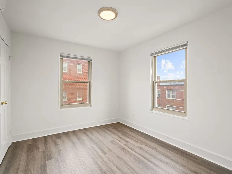 1814-1816 THE ASHTON — Photo 21