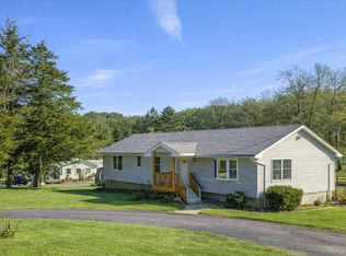 100 Maybrook Rd, Campbell Hall, NY 10916