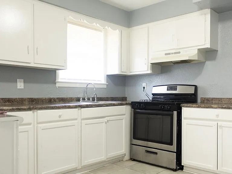 32290 State Highway 642 N — Photo 8