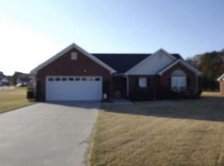 131 Brookstone Dr SW, Calhoun, GA 30701