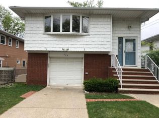 724 Tysens Ln, Staten Island, NY 10306