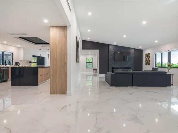 3850 SW 130th Ave, Miami, FL 33175