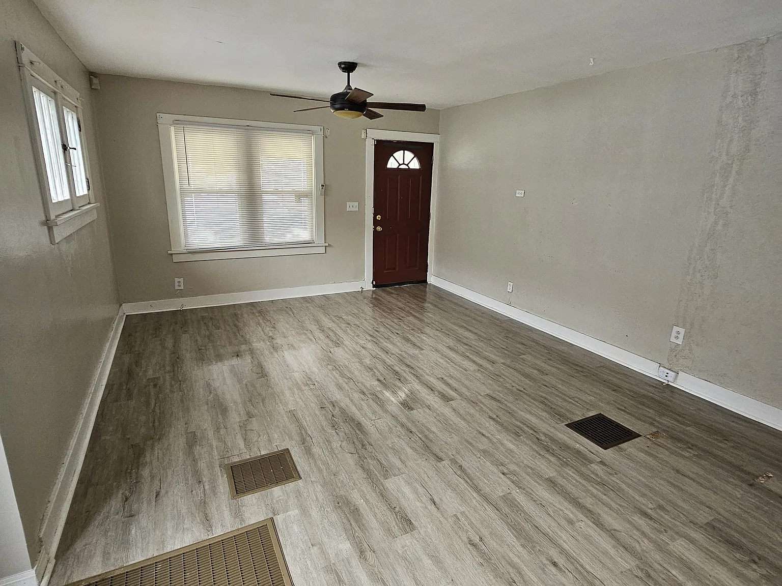 2 bed, 1000 sqft, $1,200 — Photo 4