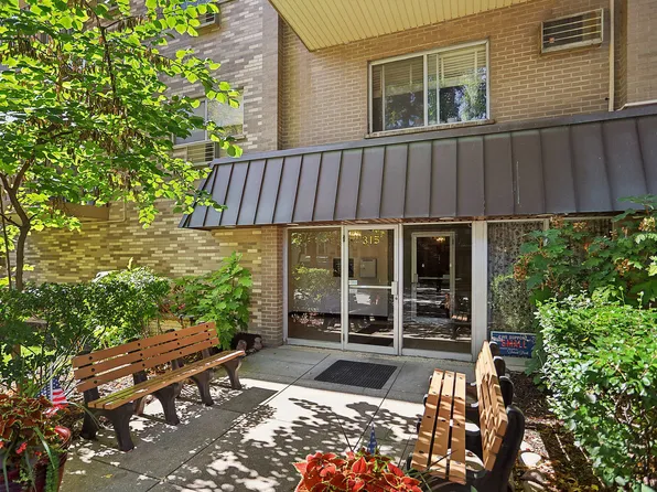 315 Marengo Ave APT 2H, Forest Park, IL 60130