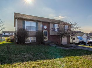 204 Shannon Ct, Winchester, KY 40391
