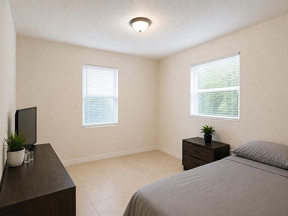 3rd image of 444 NW 80TH Street