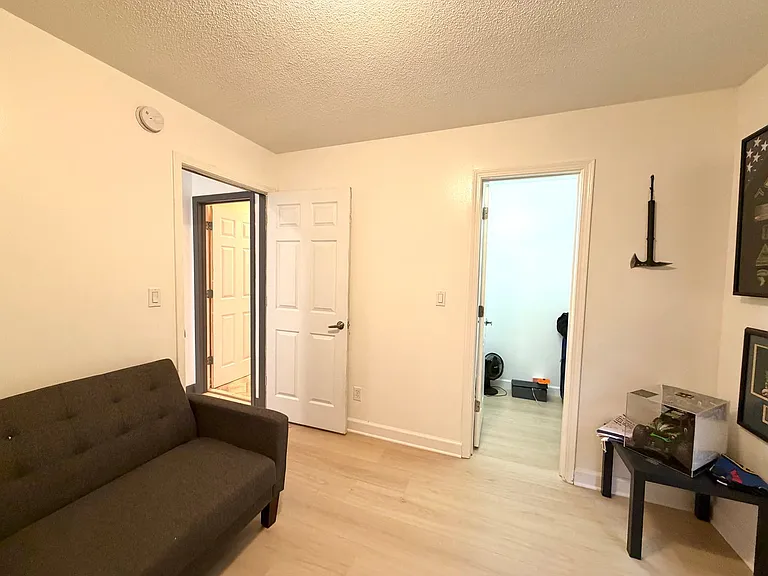 783 Princeton Cir — Photo 11