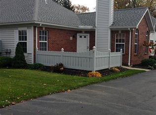 31 Newton Square Dr UNIT 31-4, Canfield, OH 44406