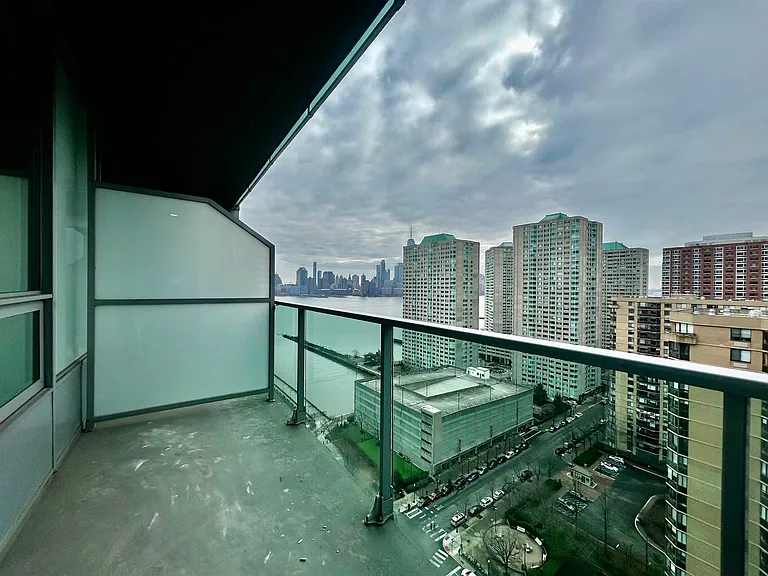 20 Newport Pkwy #2505 — Photo 9