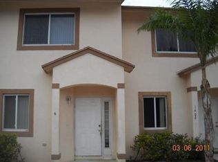 1607 Lakeview Dr W, Royal Palm Beach, FL 33411