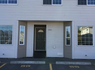 1952 Bragaw Square Pl, Anchorage, AK 99508