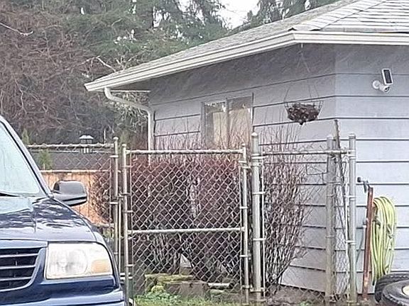 3rd image of 103 Skyline Dr