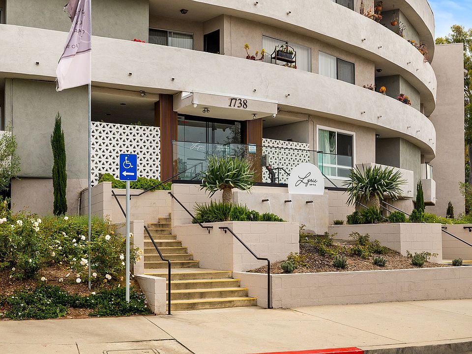 1st image of 1738 N Canyon Dr APT 209