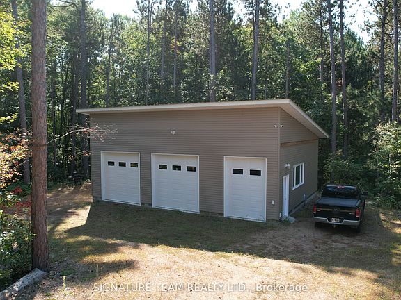 5th image of 1796 Round Lake Rd #C