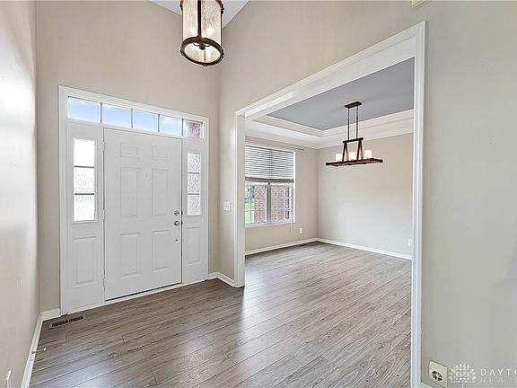 4th image of 8970 Fox Hollow Ct