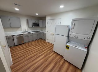 20360 Stillhouse Branch Pl #Basement, Sterling, VA 20165