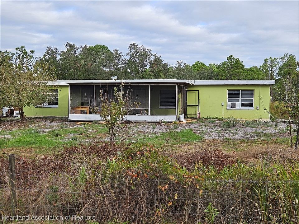 1st image of 317 Henry Dr