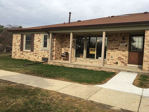 4th image of 15094 Newberry Ct